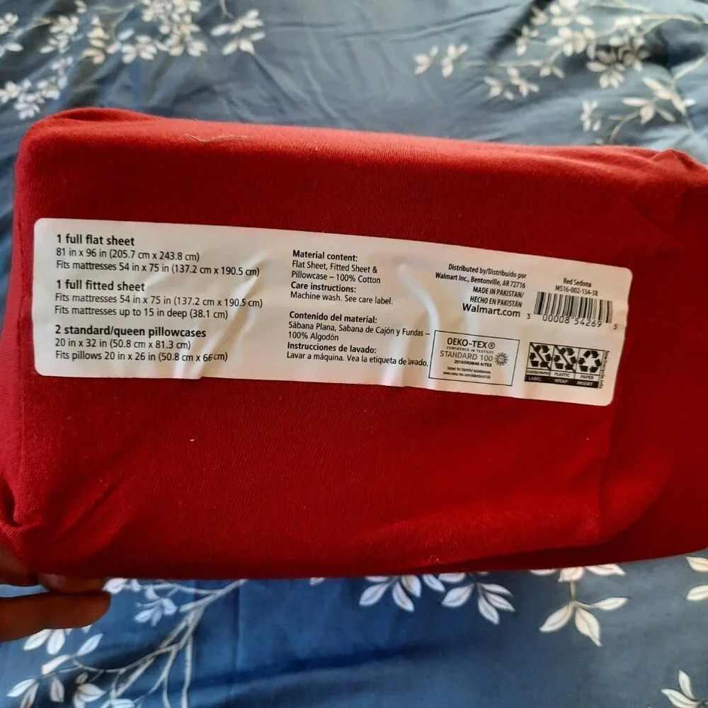MAINSTAYS Jersey Knit Sheet Set NWT! - Red, Full Size Bed